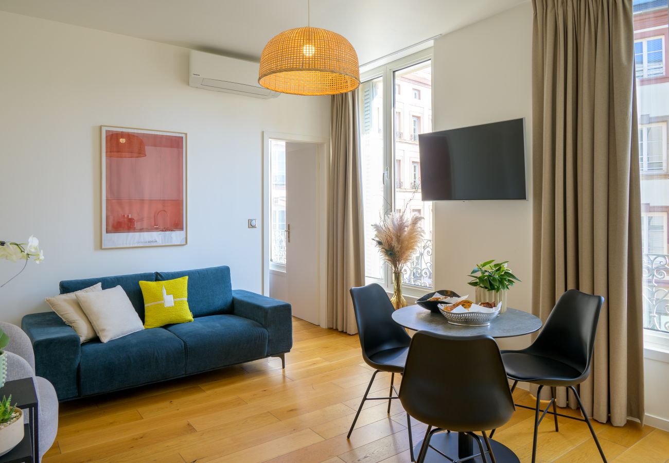 Apartment in Strasbourg - Gutenberg 3 Premium stay, heart of Strasbourg